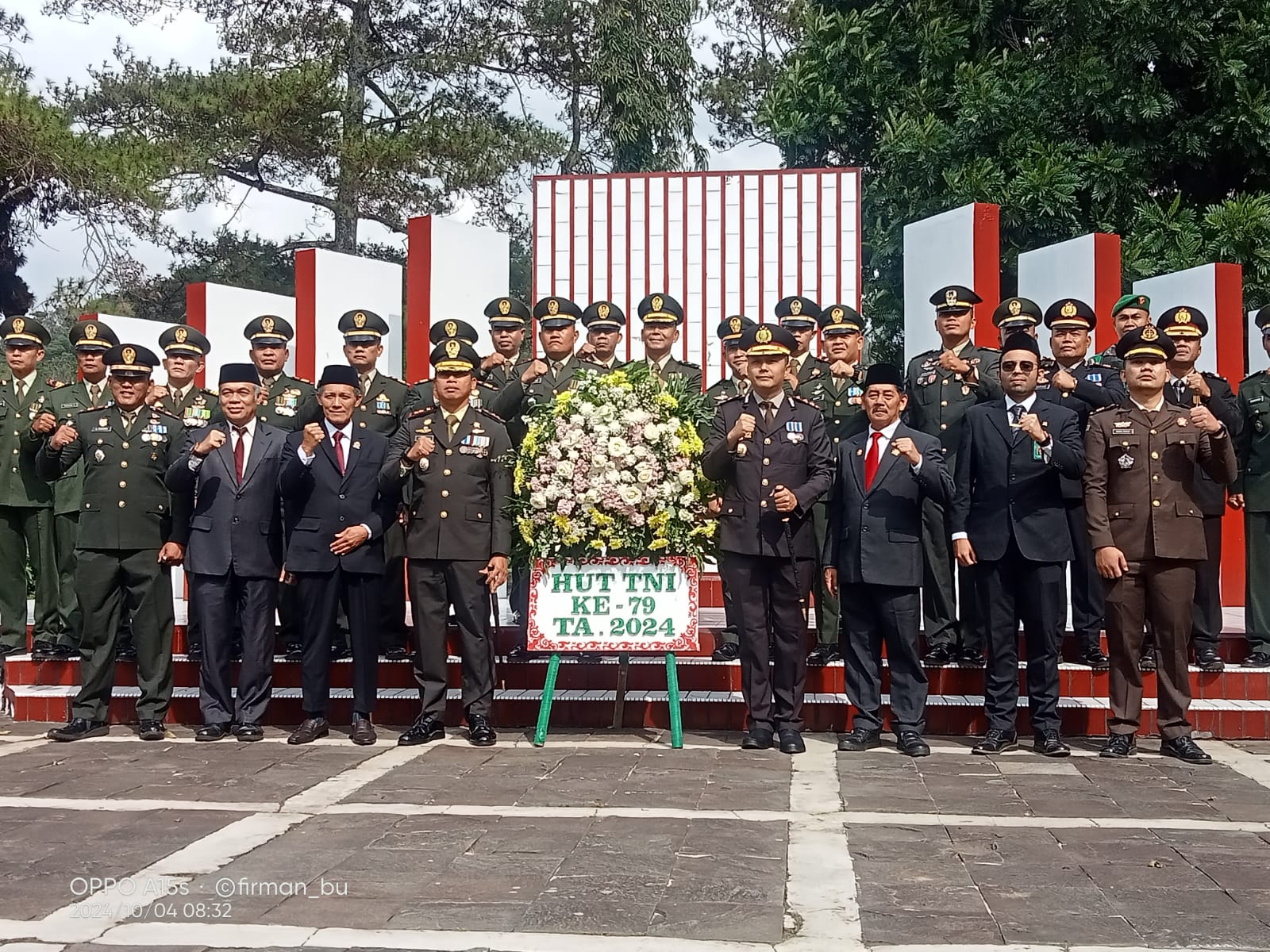 ziarah dan tabur bunga